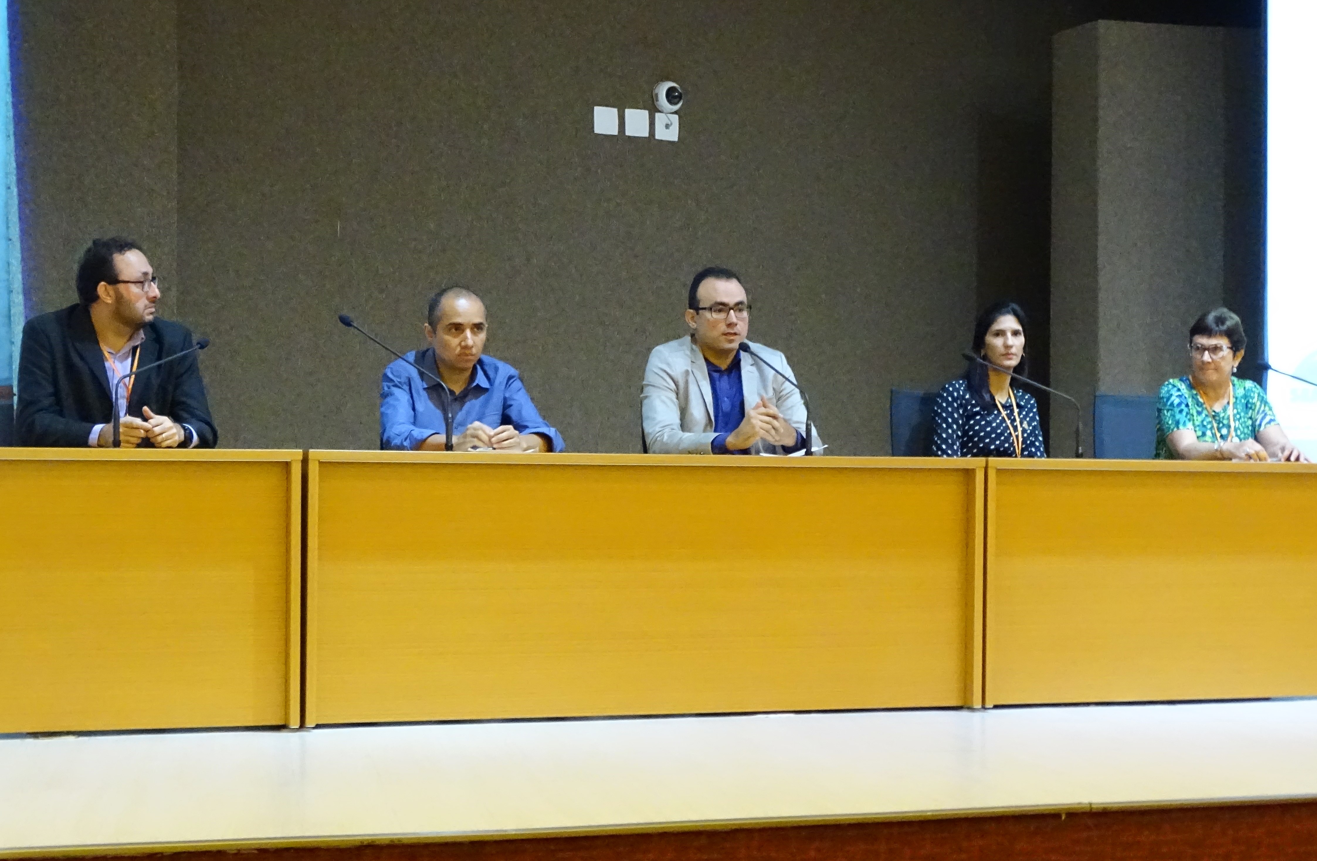 Superintendente da Semace, Carlos Alberto Mendes, e diretores da autarquia compõem a mesa de abertura do segundo seminário Interação