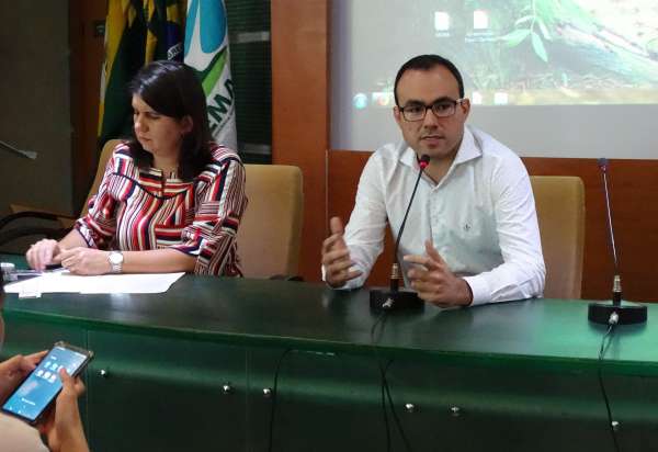 Superintendente Carlos Alberto Mendes fala na abertura do Diálogos Ambientais