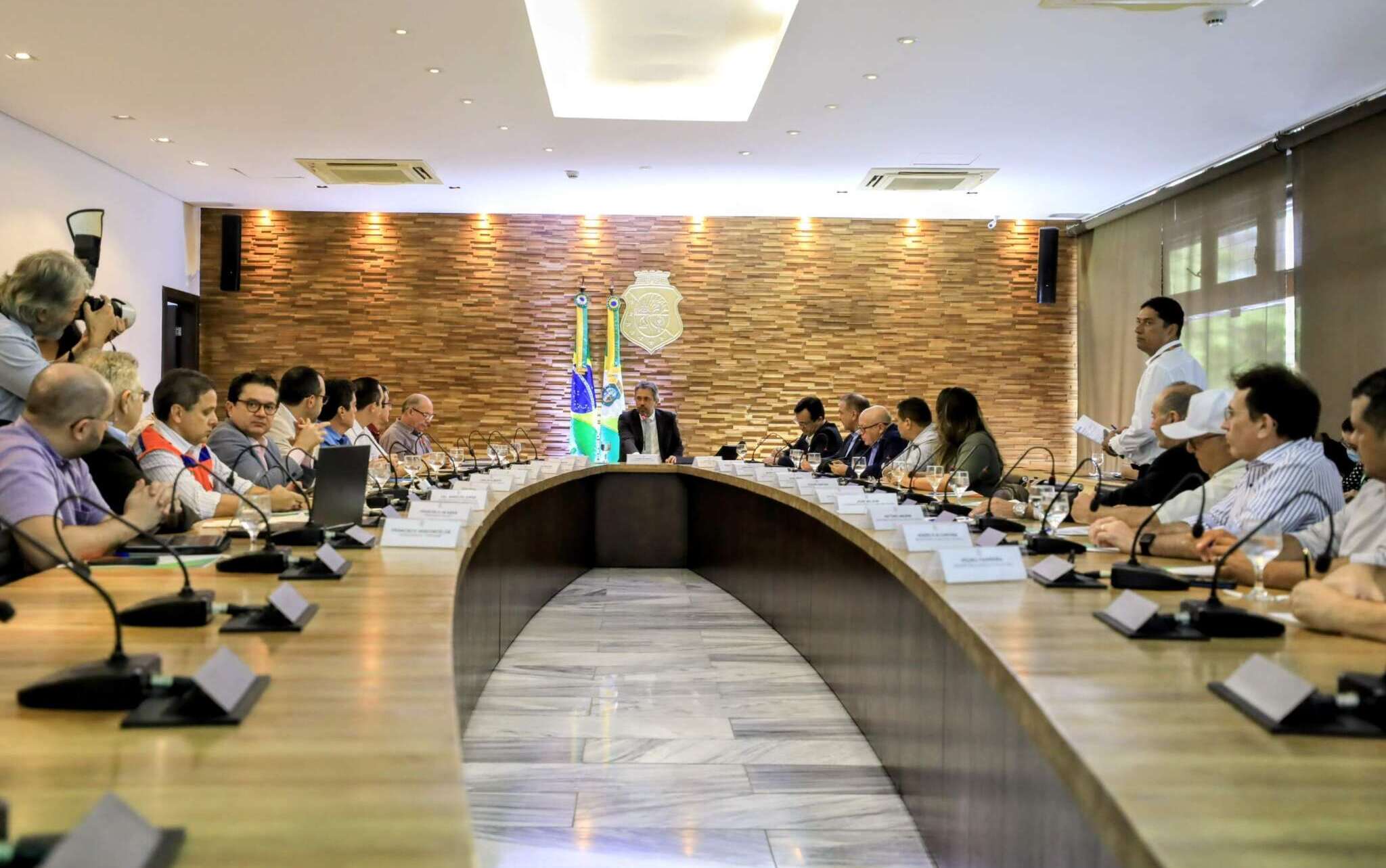 Governo do Ceará promove reunião conjunta para elaborar plano de contingência para impactos do El Niño