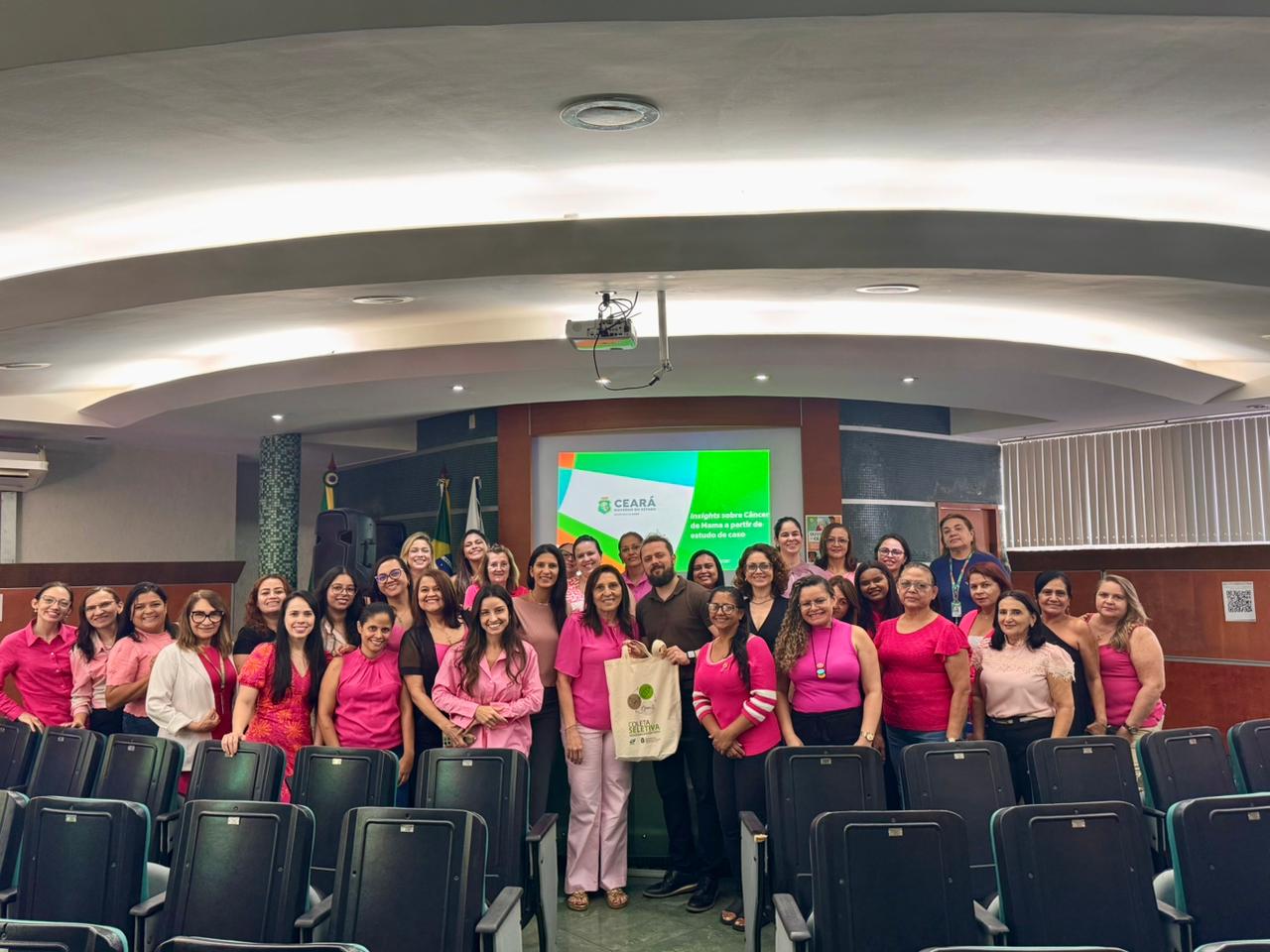 Semace realiza ações do Outubro Rosa e reforça a importância da prevenção ao câncer de mama